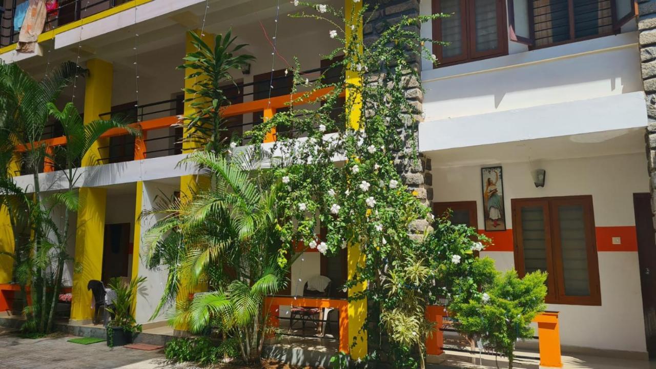 New Kovalam Beach Hotel المظهر الخارجي الصورة